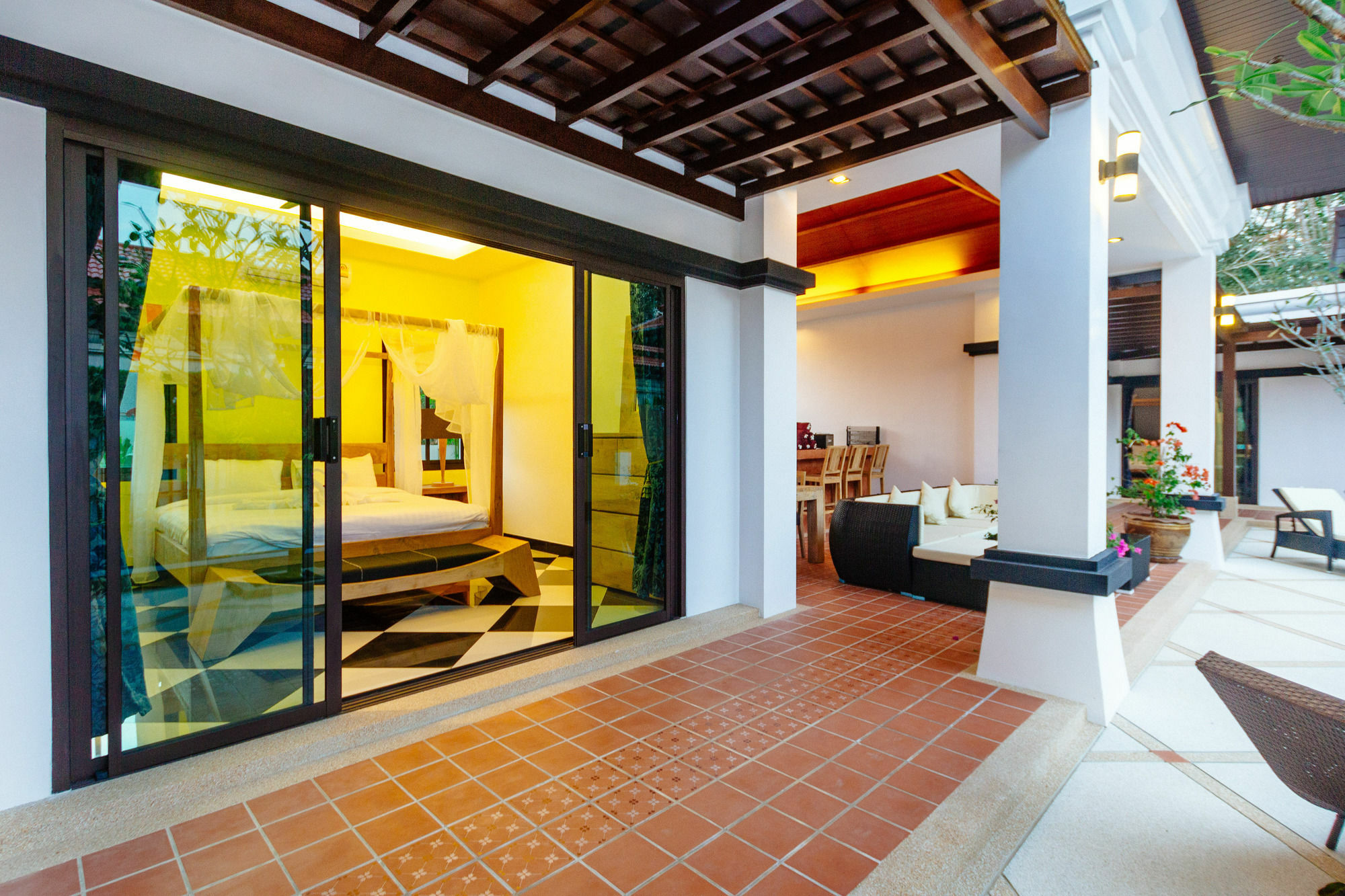 Jewels Villas Phuket Praia de Surin Exterior foto