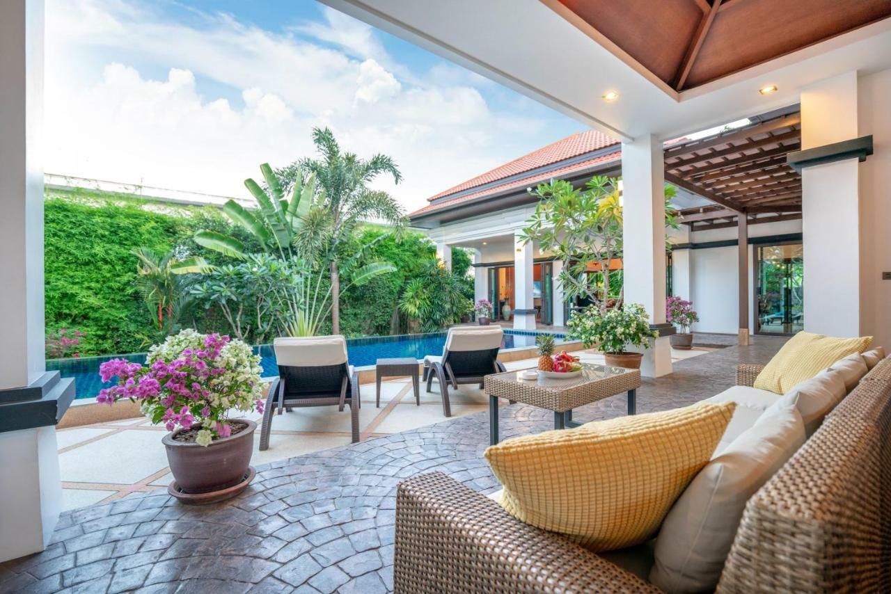 Jewels Villas Phuket Praia de Surin Exterior foto