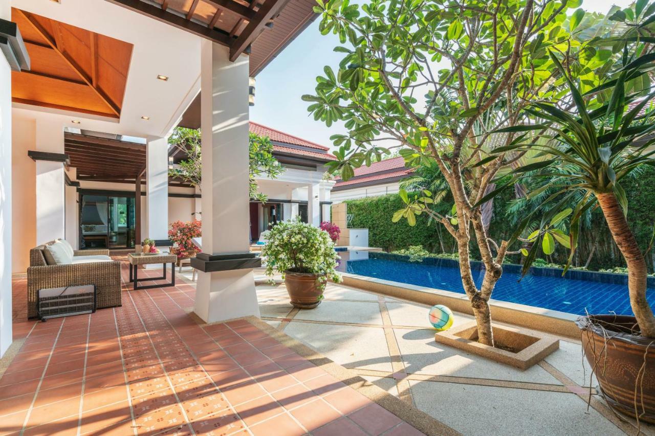 Jewels Villas Phuket Praia de Surin Exterior foto