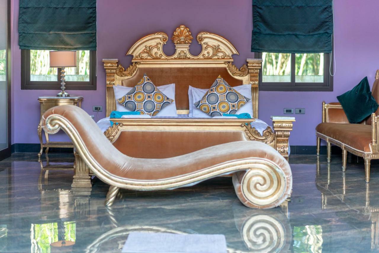 Jewels Villas Phuket Praia de Surin Exterior foto